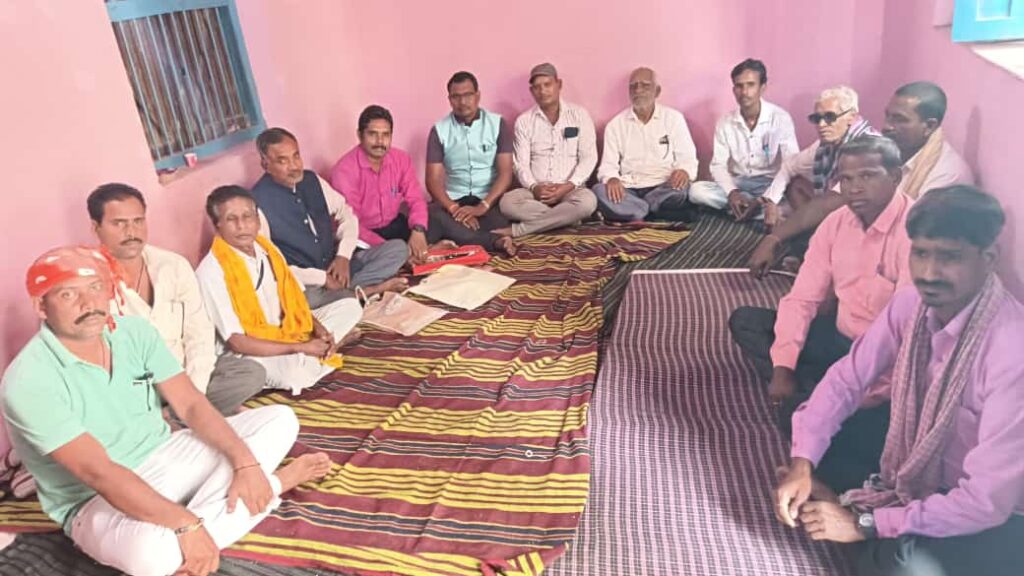 राजस्व ग्राम पटेल तहसील शिवरीनारायण का बैठक संपन्न।