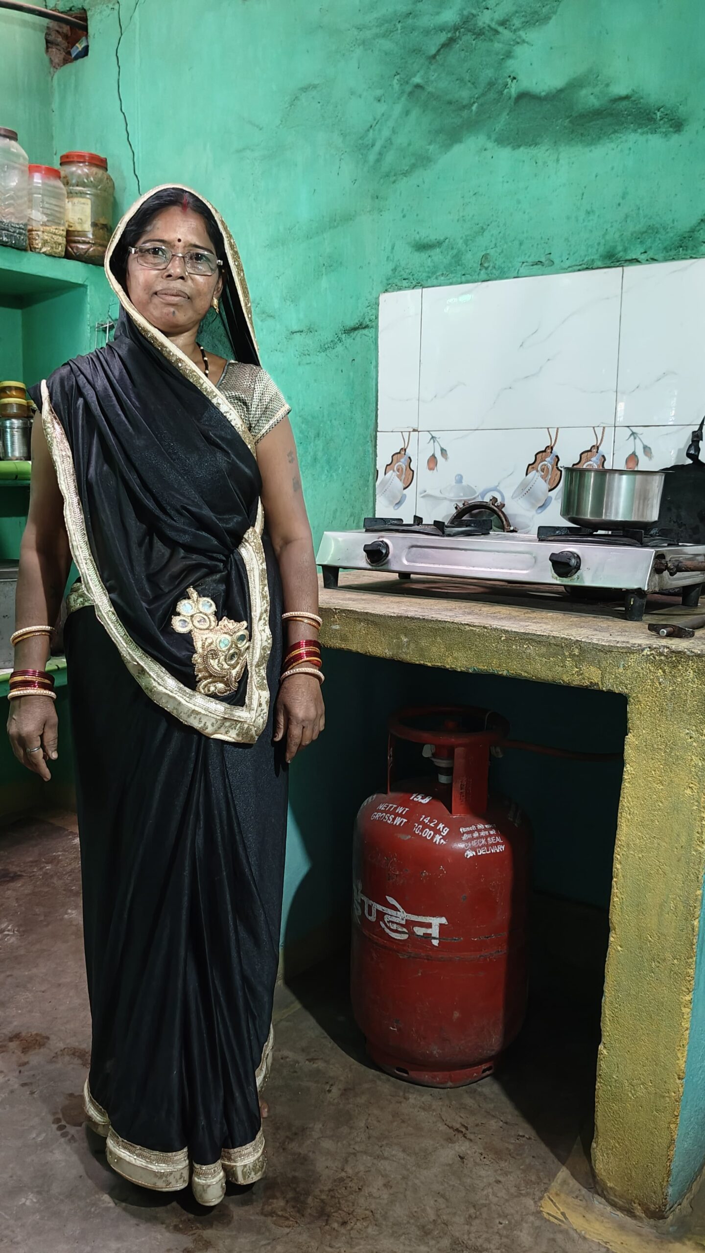 सरकार की विभिन्न योजनाओं का लाभ लेते हुए हीरामति ने आत्मनिर्भरता की ओर बढ़ाया कदम I