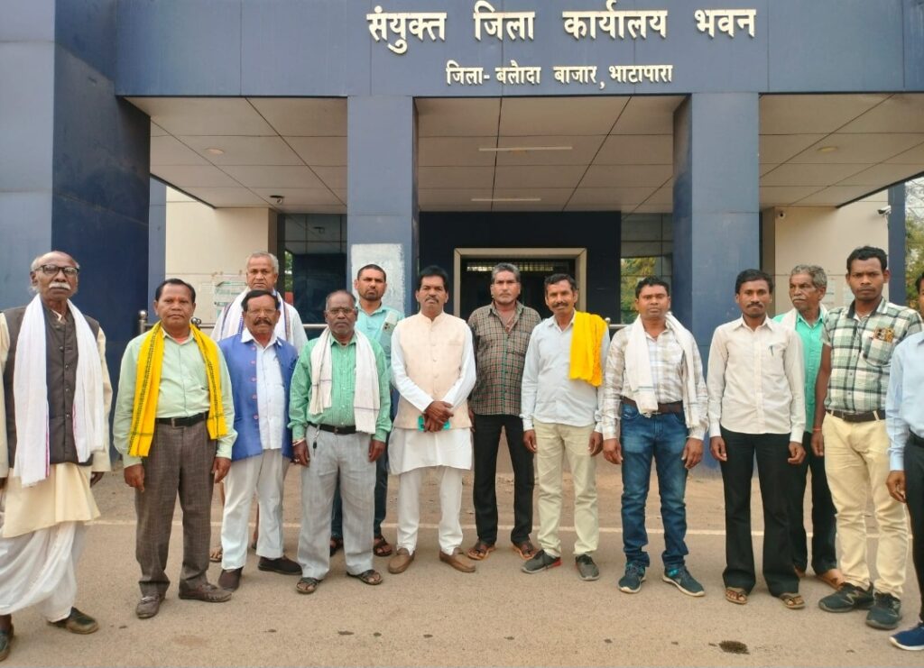 जिला बलौदा बाजार के नामकरण शहीद वीर नारायण के नाम हो – सर्व समाज ने कलेक्टर को सौंपा ज्ञापन।