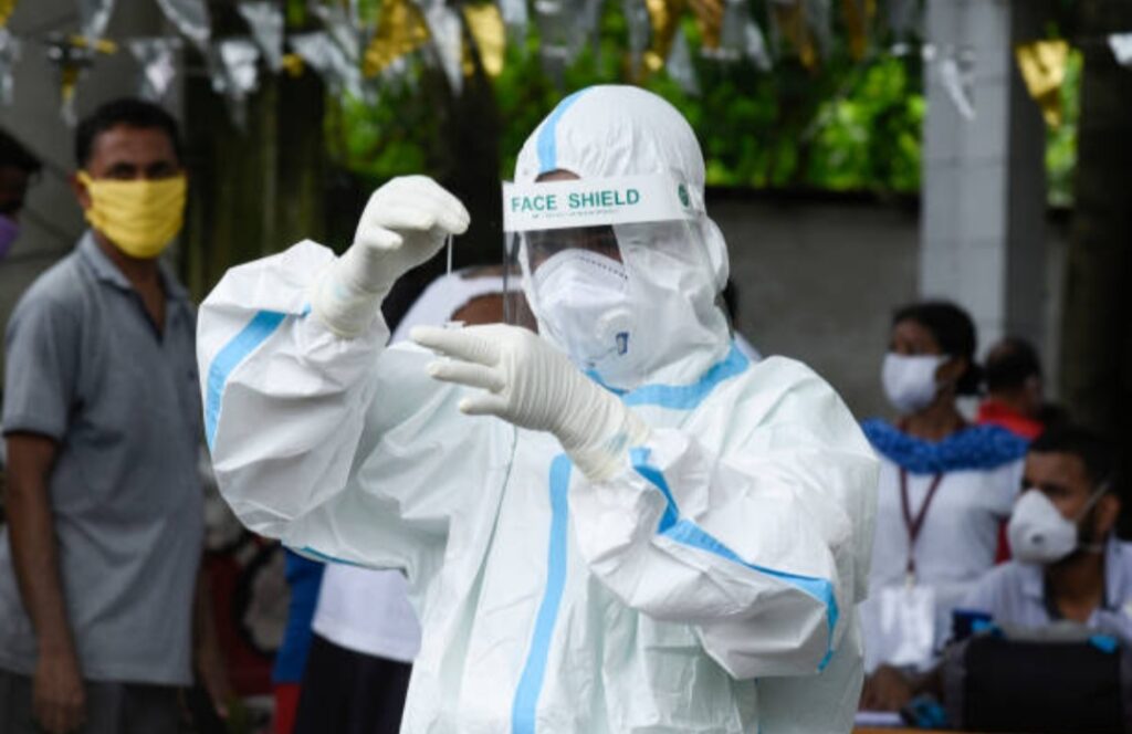 भारत में कोरोना वायरस ने पकड़ी रफ़्तार, बुधवार सुबह तक 1047 एक्टिव केस।