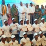 मुख्यमंत्री विष्णु देव साय के निर्देश पर अमल हम होंगे कामयाब के तहत 30 युवाओं क़ो मिला ड्राइविंग लाइस...