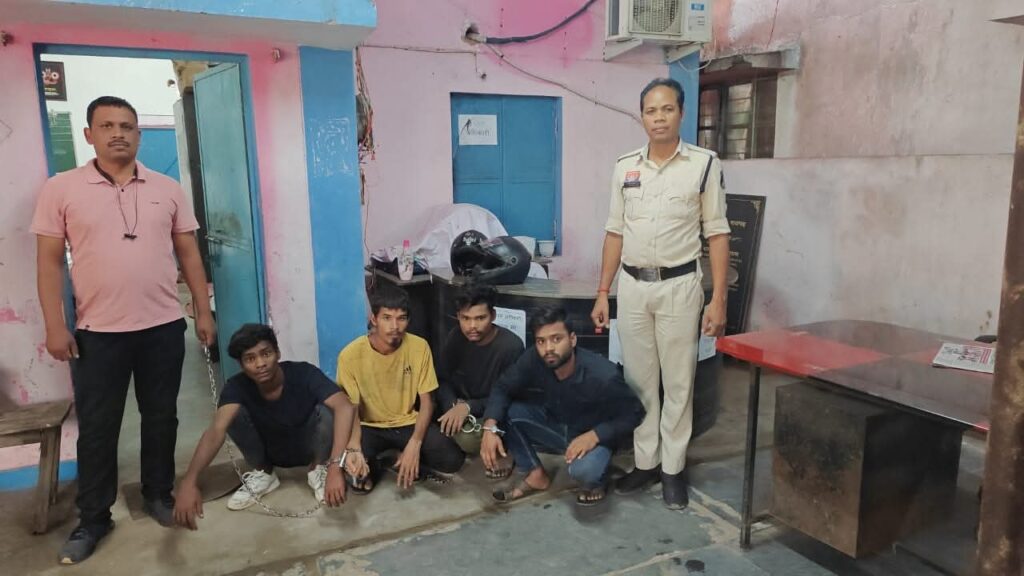 सामूहिक मारपीट में त्वरित कार्रवाई, 6 आरोपी गिरफ्तार I