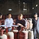 खाद्य विभाग की बड़ी कार्रवाई अवैध घरेलू गैस सिलेंडरों का जखीरा जब्त I