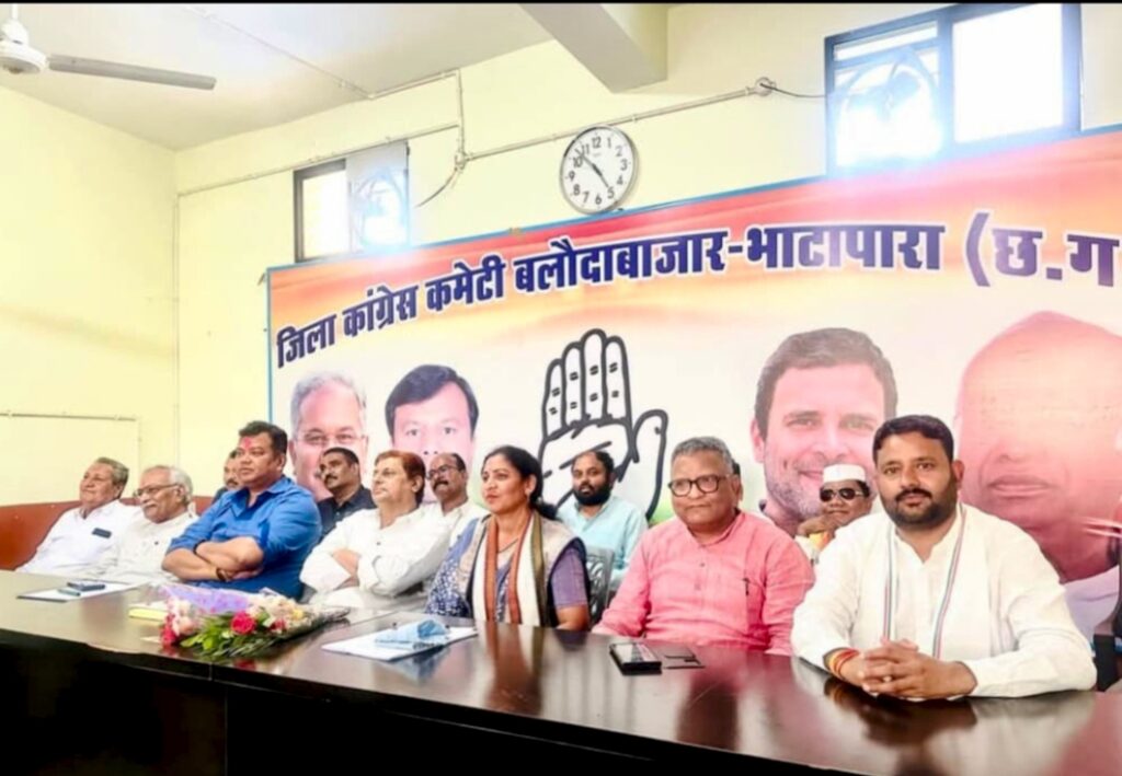 पूर्व मंत्री मोहम्मद अकबर ने दिए दिशा-निर्देश, युधिष्ठिर नायक को सौंपी अहम जिम्मेदारी