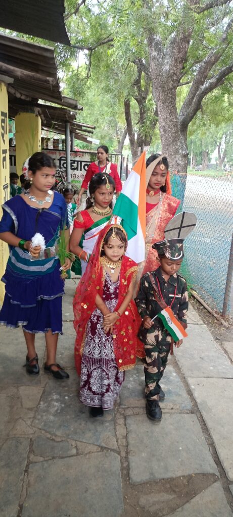 ज्ञान गंगा विद्यालय खपरीडीह में स्वतंत्रता दिवस धूमधाम से मनाया गया