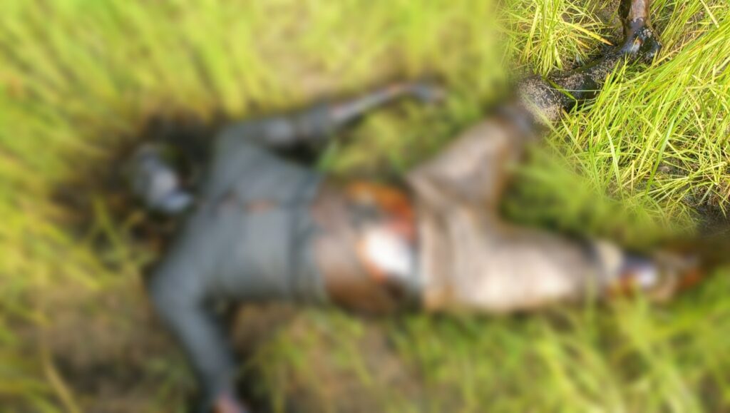 खेत में मिला अधेड़ का सड़ा-गला शव गांव में दहशत का माहौल,