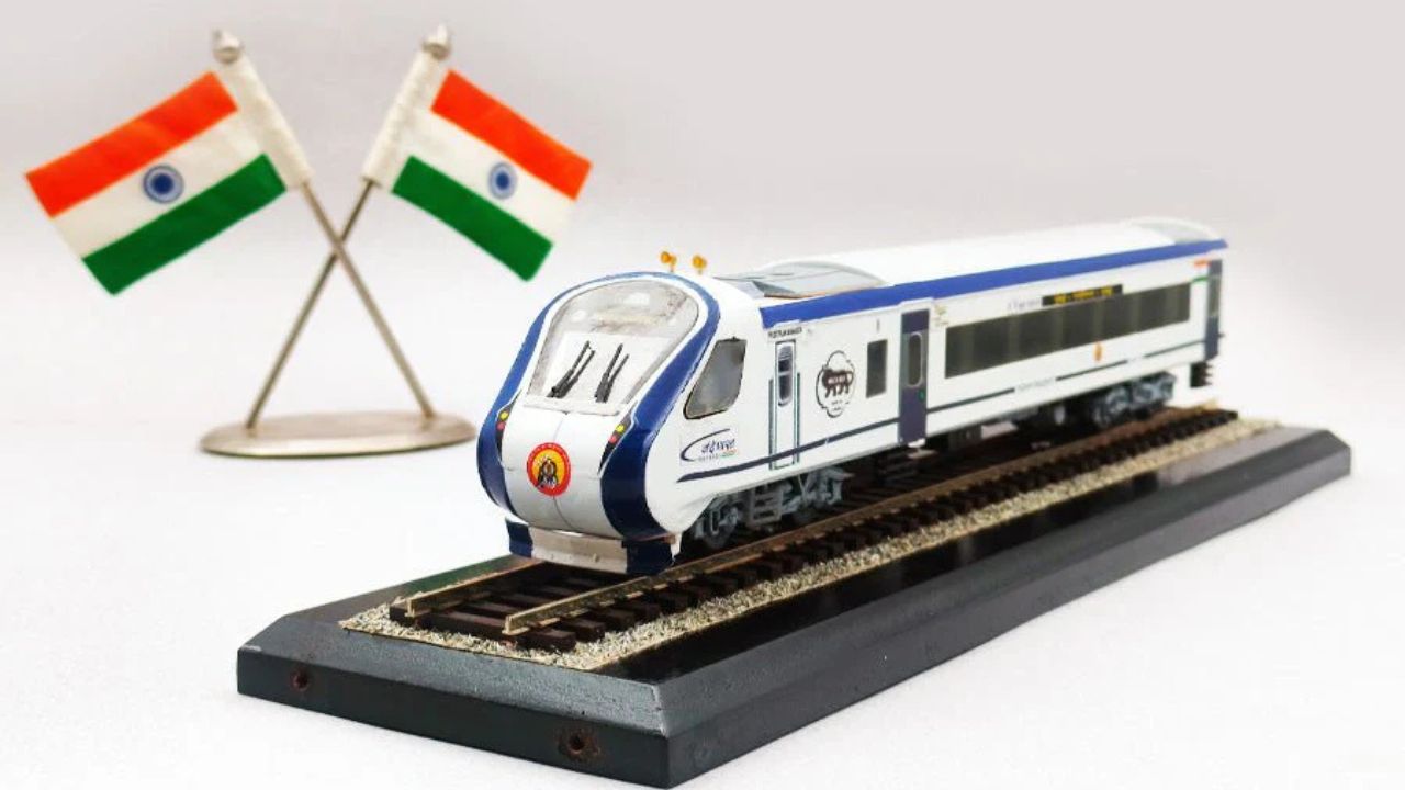 हावड़ा-जमालपुर का सफर होगा सुपरफास्ट,आज से दौड़ेगी Vande Bharat Express, देखें टाइम टेबल और किराया