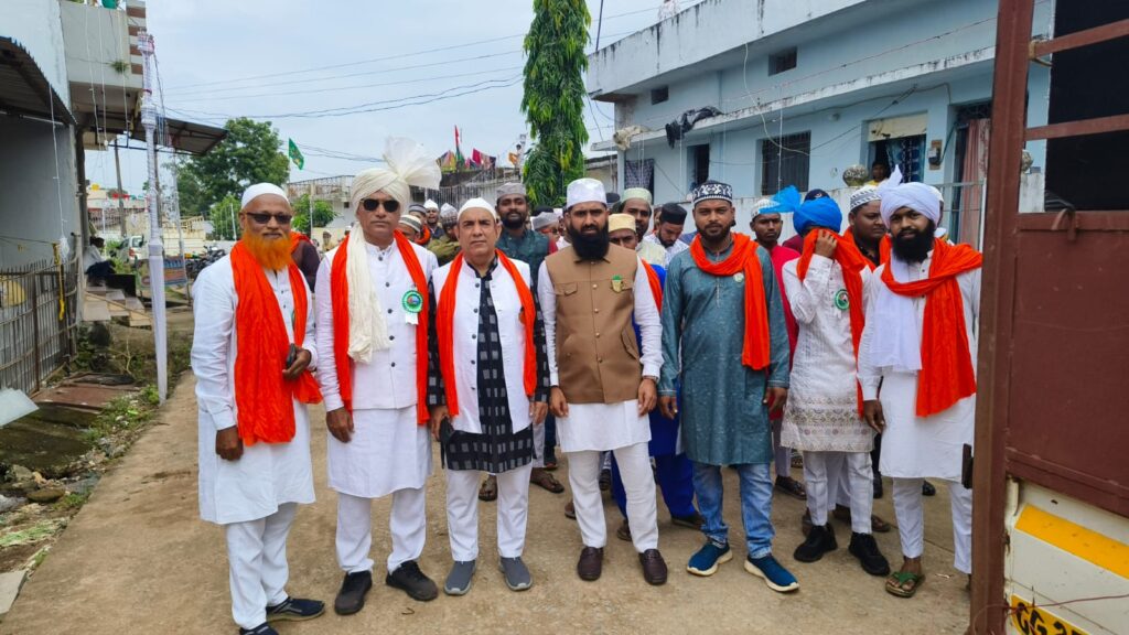 Festival: छुरा में मुस्लिम समाज ने बड़े हर्षोल्लास के साथ मनाया ईद-मिलादुन्नबी