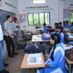 कलेक्टर ने किया हाई स्कूल का आकस्मिक निरीक्षण, प्राचार्य-शिक्षक नदारद, जारी होंगे शो-कॉज नोटिस