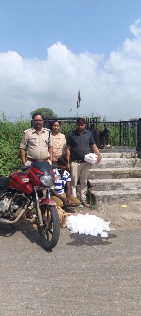 आबकारी विभाग की बड़ी कार्रवाई, 45 बल्क लीटर अवैध शराब व बाइक जब्त