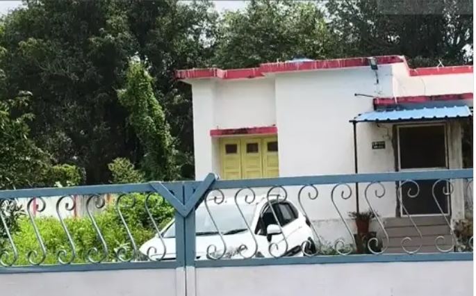 Chhattisgarh Crime: जज के बंगले में दिनदहाड़े चोरी, CCTV और चांदी के बर्तन गायब – पुलिस पर उठे सवाल
