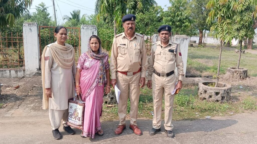 जमगहन के उपसरपंच की पत्नी अवैध शराब मामले में गिरफ्तार, आबकारी विभाग ने की बड़ी कार्रवाई