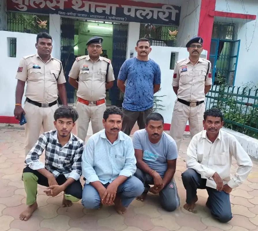 ग्राम जर्वे में युवक की पीट-पीटकर हत्या, थाना पलारी पुलिस ने 24 घंटे के भीतर चारों आरोपियों को किया गिरफ्तार