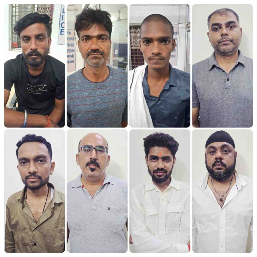 भाटापारा शहर पुलिस की बड़ी कार्रवाई: समाधान सेल की सूचना पर जुआ खेलते 08 आरोपी गिरफ्तार, ₹20,835 नगद व ताश की गड्डी जप्त