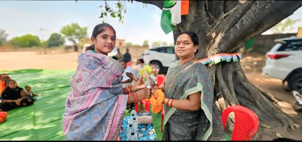 फूलो देवी नेताम को मिली नई जिम्मेदारी, प्रदेश में खुशी की लहर महिला कांग्रेस प्रदेशाध्यक्ष को अखिल भारतीय आदिवासी कांग्रेस कमेटी की सलाहकार समिति का सदस्य बनाया गया