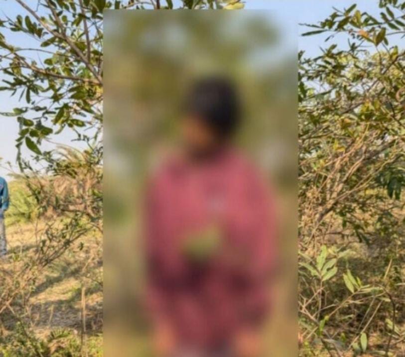 ग्राम घाराशिव में सनसनी—46 वर्षीय कृष्णाकुमार राठौर का शव पेड़ से लटका मिला, जांच में जुटी पामगढ़ पुलिस