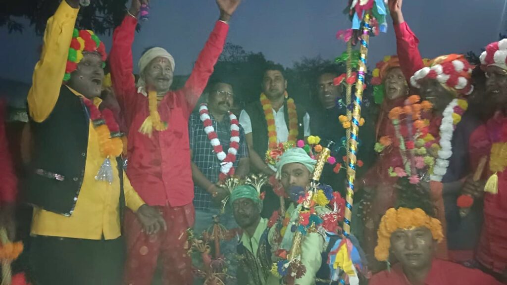 ग्राम हसुवा में पारंपरिक मड़ई मेला का भव्य आयोजन, यादव समाज की एकता और संस्कृति का दिखा उत्सव