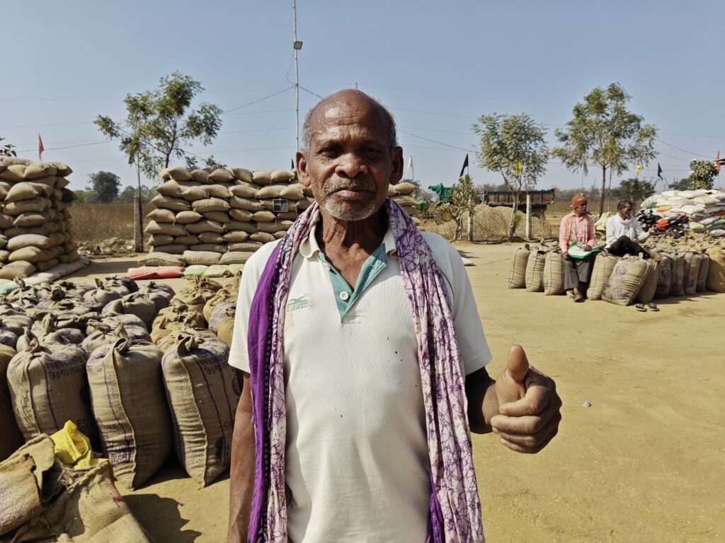 सुशासन की सरकार में किसानों को मिल रहा हक और सम्मान, सुव्यवस्थित धान खरीदी केंद्रों से खिले किसानों के चेहरे