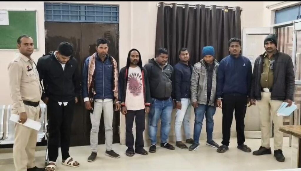 भाटापारा ग्रामीण में अवैध शराब तस्करी करने वाले 7 सदस्यीय संगठित गिरोह का भंडाफोड़, सभी आरोपी गिरफ्तार