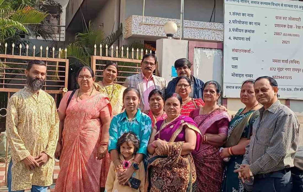 समग्र ब्राह्मण परिषद् ने वृद्धजनों के साथ मनाई मकर संक्रांति