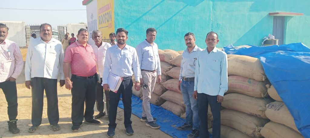अवैध धान भंडारण व परिवहन पर जिला प्रशासन की सख्ती, बिचौलियों से बड़ी मात्रा में धान जब्त