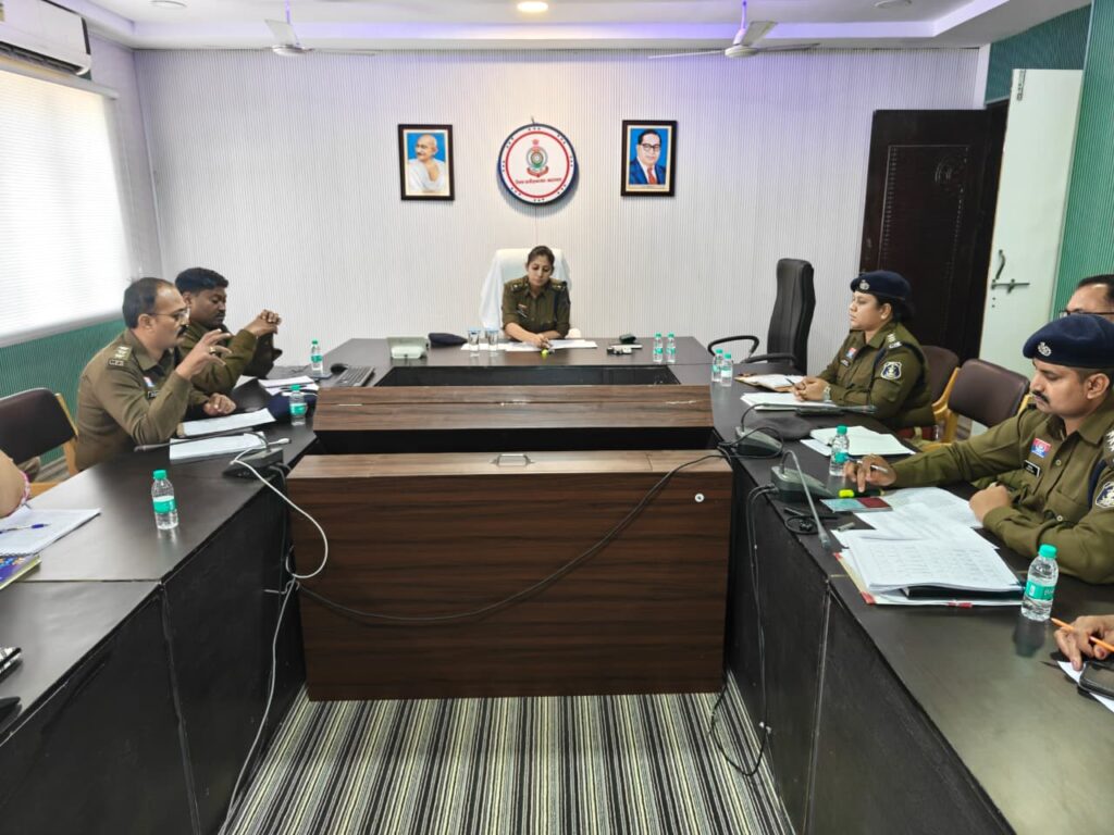 किशोर अपराध व नशे की रोकथाम को लेकर समन्वय बैठक आयोजित, भाटापारा में किशोर नशा मुक्ति केंद्र खोलने पर मंथन