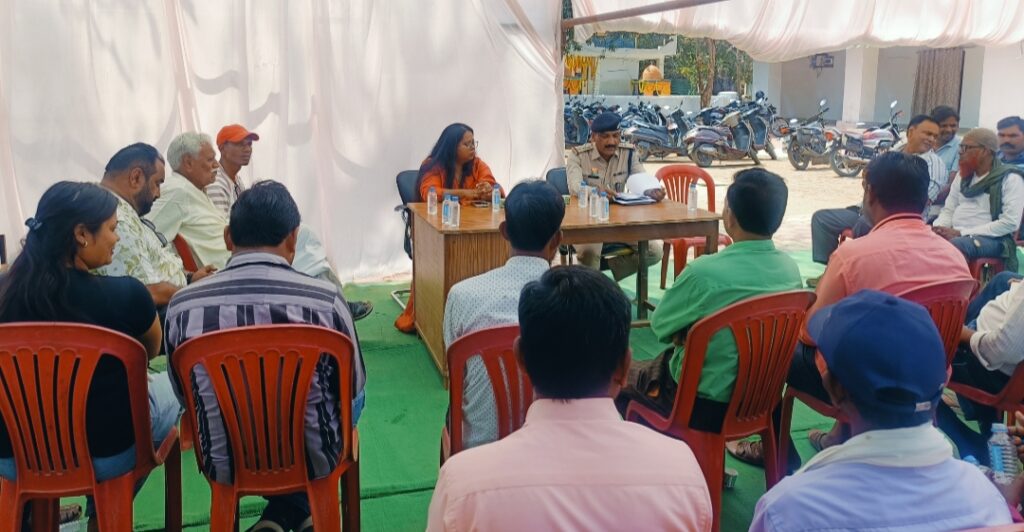 छुरा थाना में होली व रमजान को लेकर शांति समिति की बैठक, हुड़दंगियों को सख्त चेतावनी,