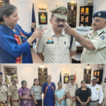 कंधों पर सजे दो सितारे, वर्षों की मेहनत का मिला सम्मान अश्वनी कुमार पड़वार और नेहरू राम साहू बने उप निरीक्षक, एसपी भावना गुप्ता ने दी बधाई