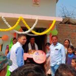 जनचौपाल में जिला कलेक्टर ने सुनी ग्रामीणों की समस्याएं, आवास चाबी वितरण व विकास कार्यों का किया निरीक्षण