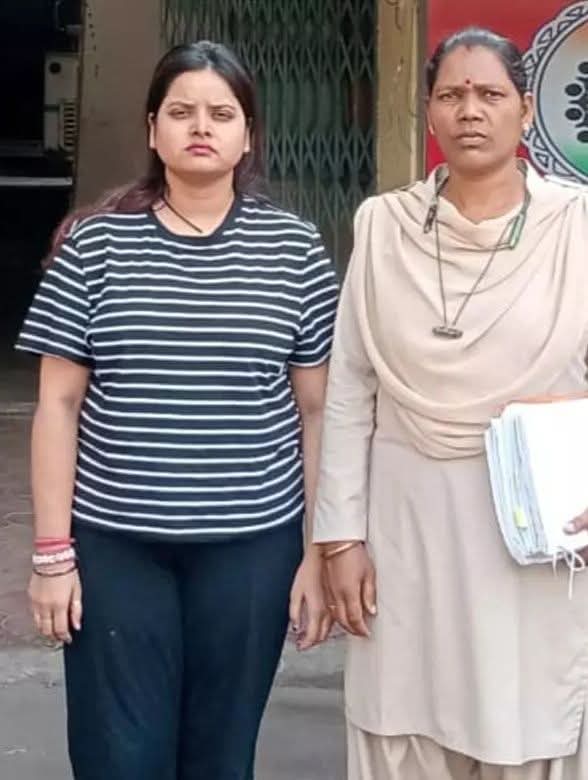 रायपुर पुलिस की बड़ी कार्रवाई: 2.34 करोड़ की ‘लेडी जालसाज’ दिल्ली से गिरफ्तार