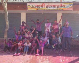 छुरा में हर्षोल्लास और सौहार्द के साथ मनाई गई होली,