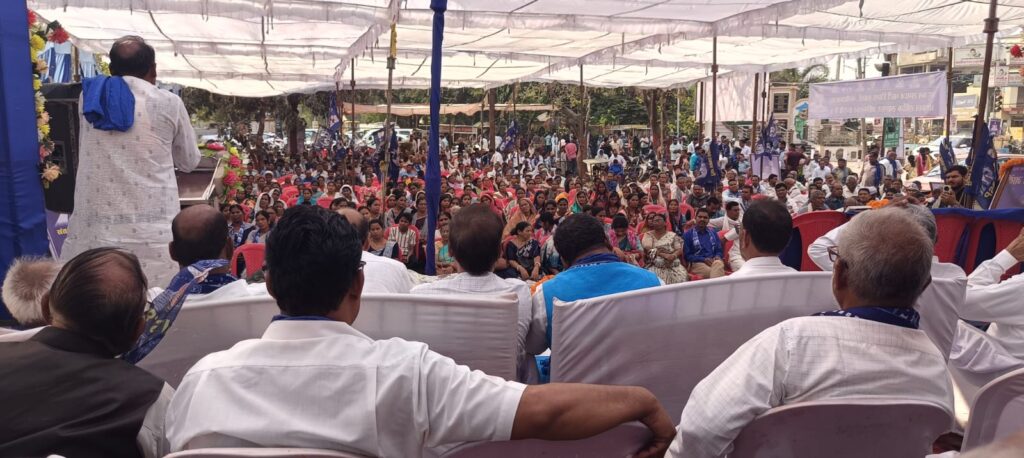 बलौदाबाजार में बहुजन समाज पार्टी की विशाल जनसभा, हजारों लोग पहुंचे — संत गुरु घासीदास बाबा के नाम पर जिले का नामकरण और शराबबंदी की मांग