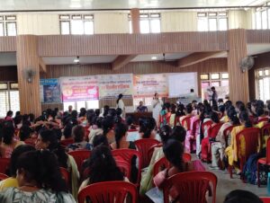 योजनाओं के प्रभावी क्रियान्वयन के लिए प्रशिक्षण, पेयजल, पोषण व स्वास्थ्य पर जोर