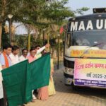 राजस्व मंत्री टंकराम वर्मा ने दिशा-दर्शन भ्रमण बस को हरी झंडी दिखाकर किया रवाना  स्व सहायता समूह की 80 महिलाएं संभलपुर में बुनकर प्रशिक्षण का करेंगी अध्ययन