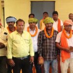 खपरी में प्राथमिक कृषि साख सहकारी समिति का उद्घाटन संपन्न    अतिथियों द्वारा किसानों को तिलक लगाकर  किया गया सम्मान