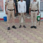 पलारी पुलिस की बड़ी कार्रवाई: युवती को आत्महत्या के लिए उकसाने वाला आरोपी कानपुर से गिरफ्तार