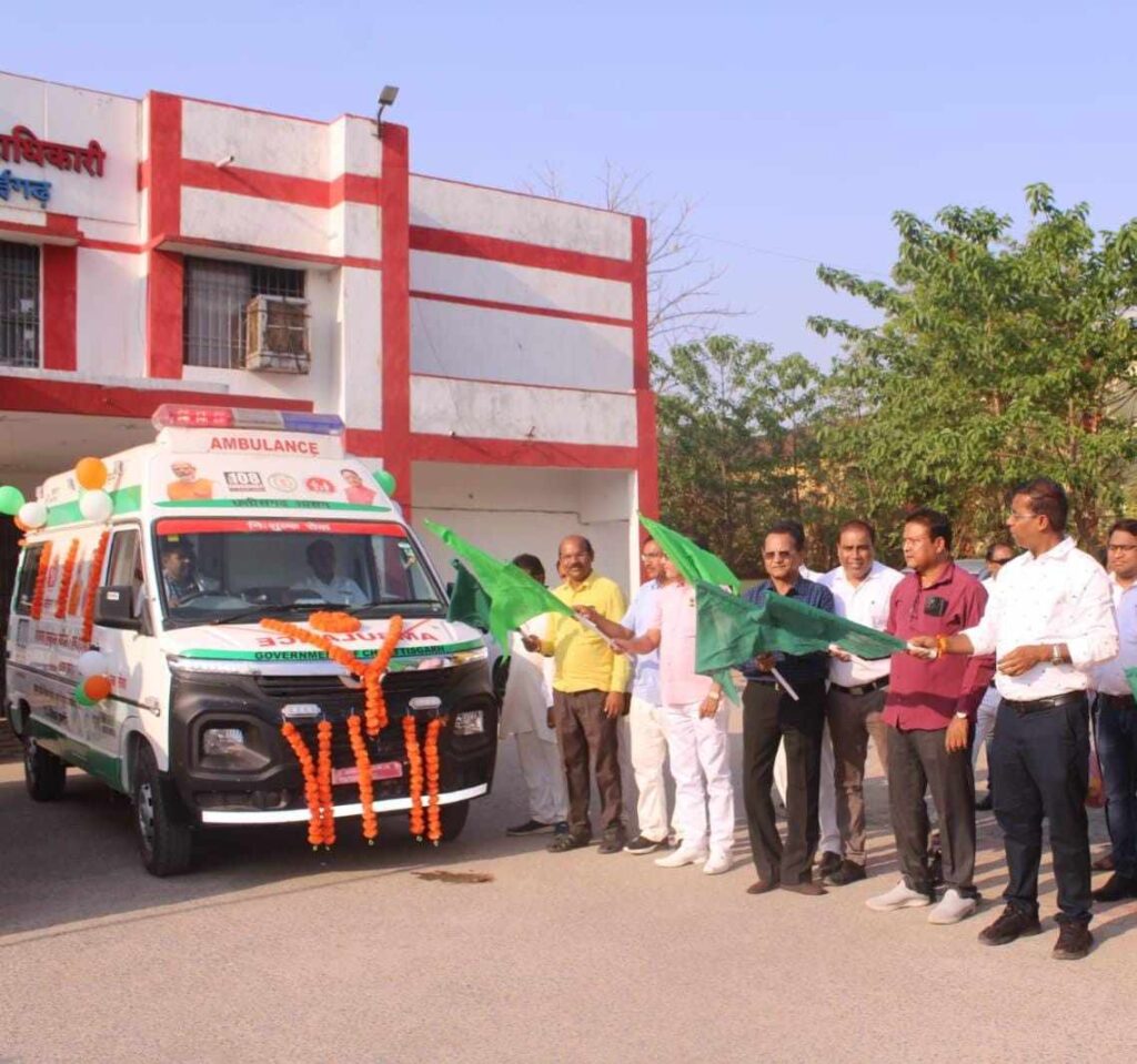 जिले को मिली 5 नई 108 एंबुलेंस, आपात स्वास्थ्य सेवाओं को मिलेगी मजबूती