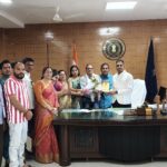 अखंड ब्राह्मण समाज पलारी ने जिला बलौदा बाजार,कलेक्टर से  की सौजन्य मुलाकात, परशुराम प्रकाट्य उत्सव , कार्यक्रम आयोजन का दिया आमंत्रण ।