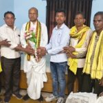 विधायक मरकाम से सौजन्य भेंट, जन्मदिन पर दी बधाई — विकास कार्यों पर हुई चर्चा