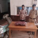 समाधान सेल की सूचना पर कार्रवाई: अवैध शराब बेचते आरोपी गिरफ्तार, वाहन सहित 50 पाव शराब जब्त