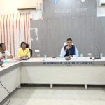 बलौदाबाजार: कलेक्टर ने ली सीएसआर की बैठक; संयंत्रों में सुरक्षा ऑडिट और स्थानीय रोजगार पर रहेगा जोर