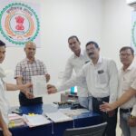 10वीं-12वीं परीक्षा परिणाम सुधारने वाले अधिकारी विजय लहरें के निलंबन निरस्त करने की मांग, अजाक्स ने सौंपा ज्ञापन