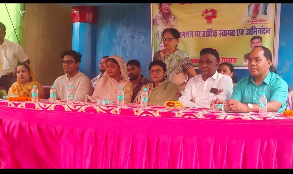 रामपुर विधानसभा के घिनारा गाँव में कांग्रेस का शक्ति प्रदर्शन, किसानों-ग्रामीणों की पीड़ा बनी मुद्दा, पेट्रोल-डीजल की किल्लत पर केंद्र सरकार को घेरा