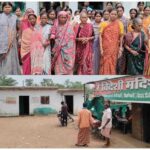 झिकीपाली में शराब दुकान हटाने महिलाओं का विरोध, छात्राओं की सुरक्षा को लेकर बढ़ी चिंता