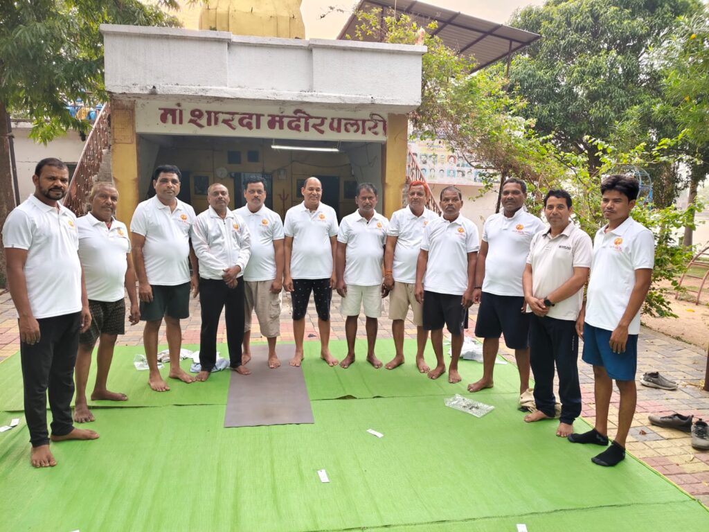 21 जून को अंतर्राष्ट्रीय योग दिवस: योग परिवार पलारी का संदेश—”आज योग अपनाओ, कल अस्पताल जाने से बच जाओ