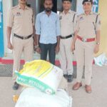 अकलतरा: स्कूल से मध्याह्न भोजन का 5 क्विंटल चावल चोरी करने वाले गिरोह का पर्दाफाश, मुख्य आरोपी सहित 4 नाबालिग पकड़े गए  जांजगीर-चांपा।