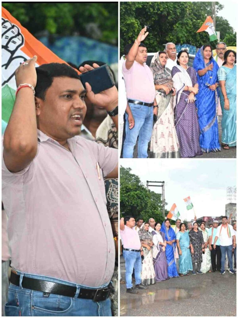 सारंगढ़ पुतला दहन में , सोनाखान से बड़ी संख्या में कांग्रेस कार्यकर्ता हुए शामिल