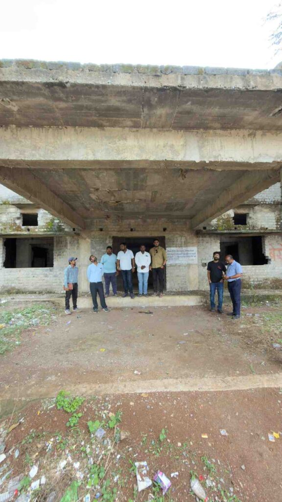 अध्यक्ष नागेश्वर साहू के प्रयासों से वर्षों से अधूरा सर्व मांगलिक भवन एवं गार्डन निर्माण कार्य में आई तेजी