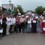 नकटी गांव बुलडोजर कार्रवाई के विरोध में पाली में कांग्रेस ने फूंका मुख्यमंत्री का पुतला