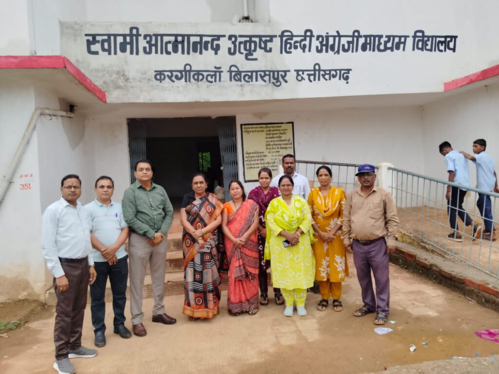 कलेक्टर के निर्देश पर बिलासपुर में स्कूल निरीक्षण तेज, डीईओ ने कोटा के विद्यालयों का औचक निरीक्षण किया